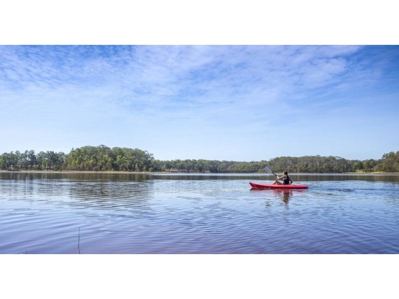 9 Elgata Street, Petrie QLD 4502