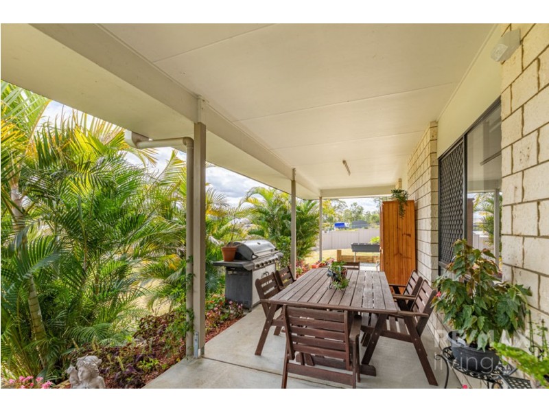 2 Scotts Lane, Woodford QLD 4514