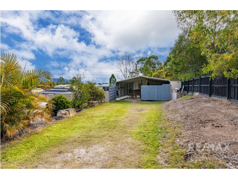 2 Scotts Lane, Woodford QLD 4514