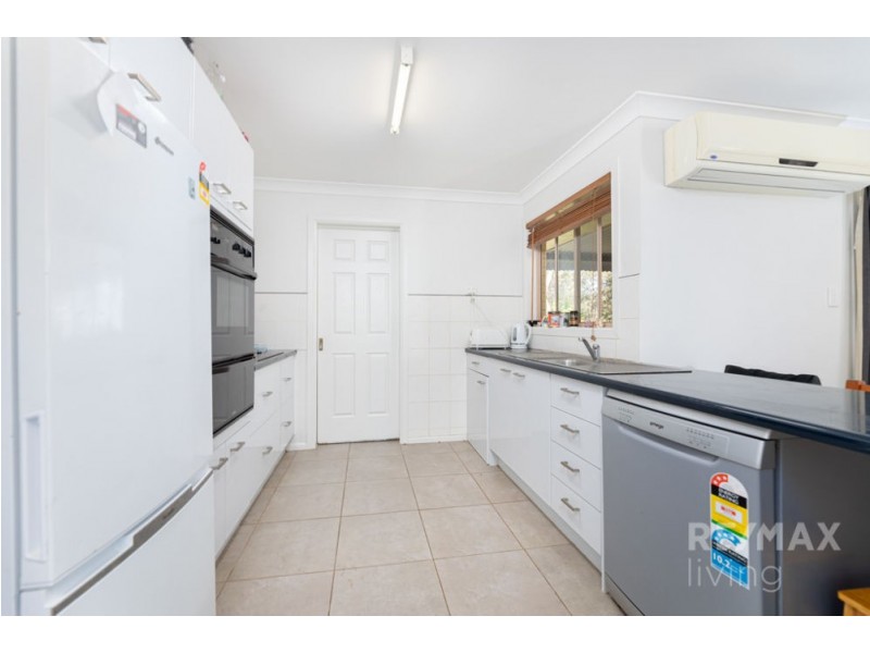 31-33 Haldane Street, Woodford QLD 4514