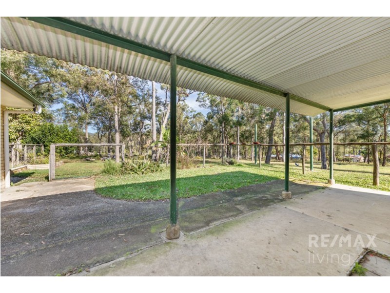 31-33 Haldane Street, Woodford QLD 4514