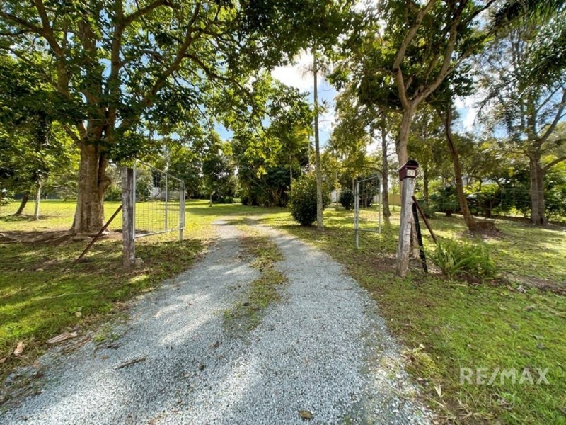 27 Mary St, Woodford QLD 4514