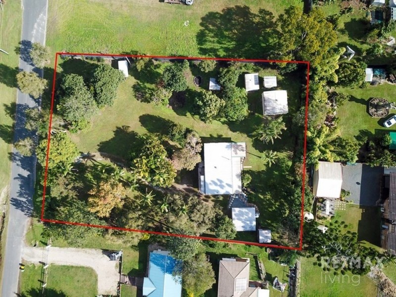 27 Mary St, Woodford QLD 4514