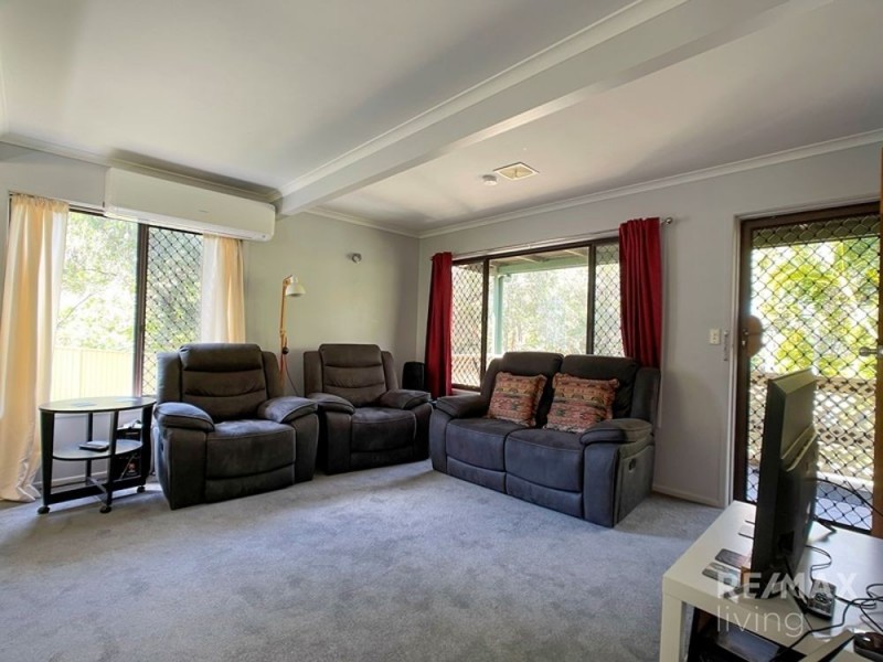 27 Mary St, Woodford QLD 4514