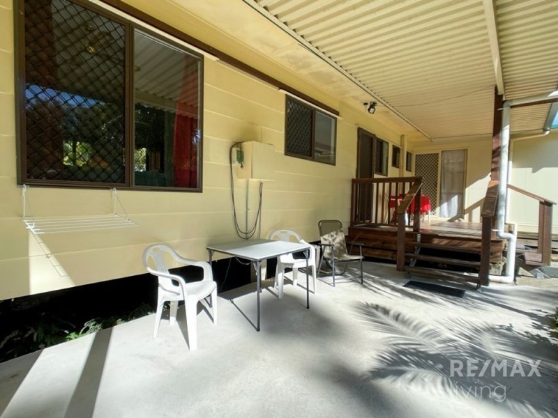 27 Mary St, Woodford QLD 4514