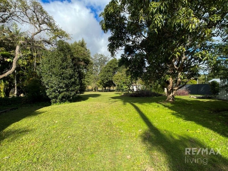 27 Mary St, Woodford QLD 4514