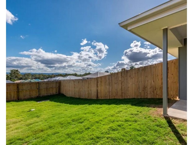 1/42 Cronin Street, Morayfield QLD 4506