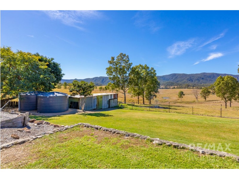 772 Sandy Creek Road, Sandy Creek QLD 4515
