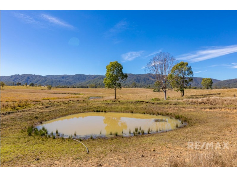 772 Sandy Creek Road, Sandy Creek QLD 4515