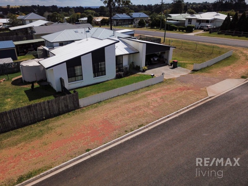 41 Douglas St, Blackbutt QLD 4306
