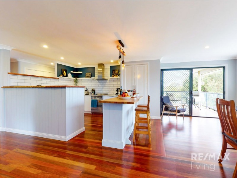 17 Barrine Place, Narangba QLD 4504