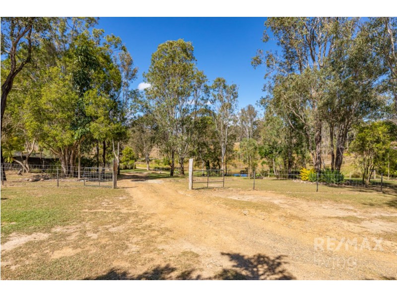 481 Villeneuve Road, Royston QLD 4515