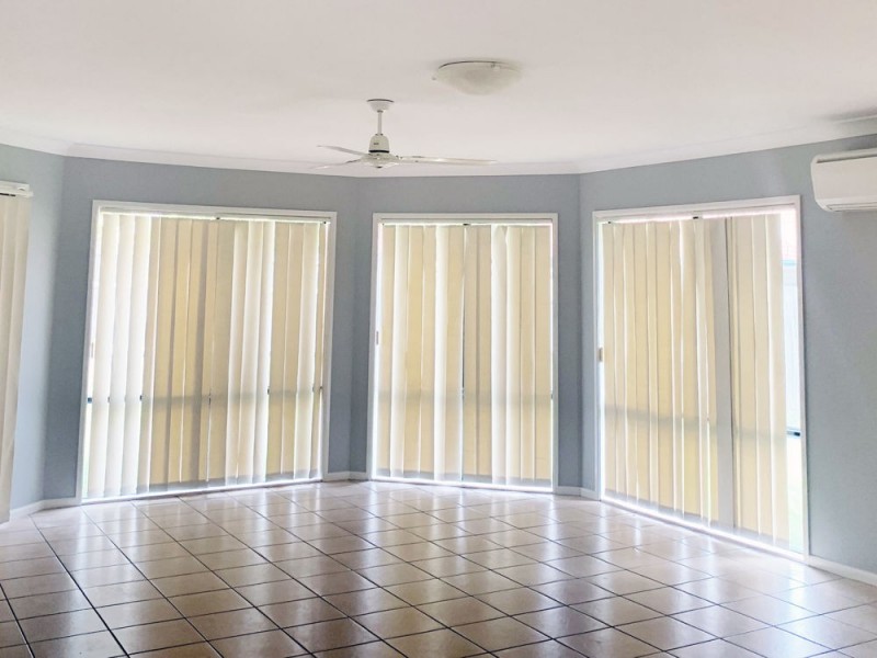 25 Whitfield Crescent, North Lakes QLD 4509