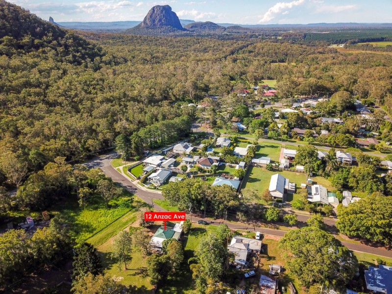 12 Anzac Ave, Beerburrum QLD 4517