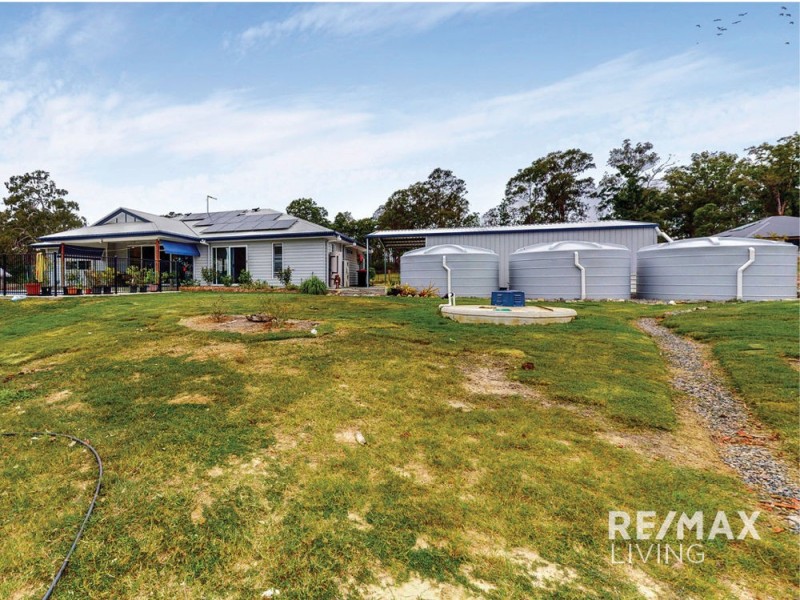 10 Sundowners Court, Upper Caboolture QLD 4510
