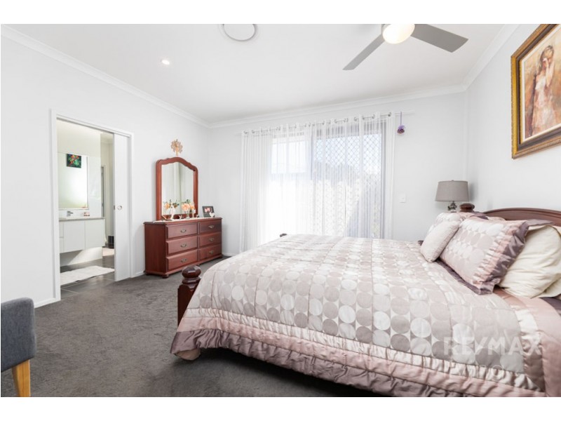 16-18 Anthoulla Avenue, Woodford QLD 4514