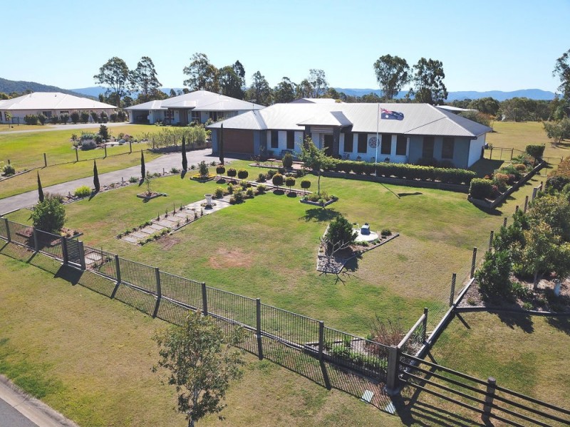 16-18 Anthoulla Avenue, Woodford QLD 4514