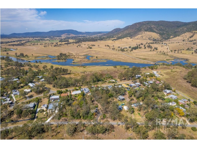 39 Pooles Road, Villeneuve QLD 4514