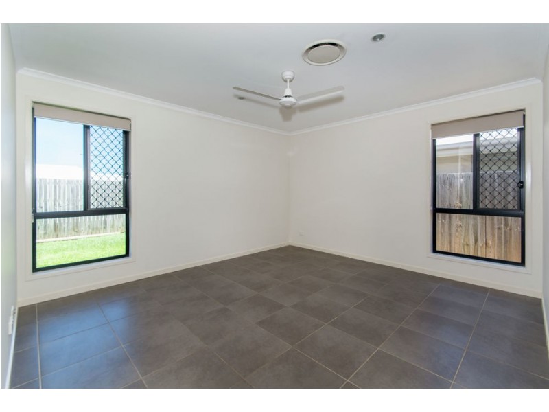 42 Lennon Boulevard, Narangba QLD 4504