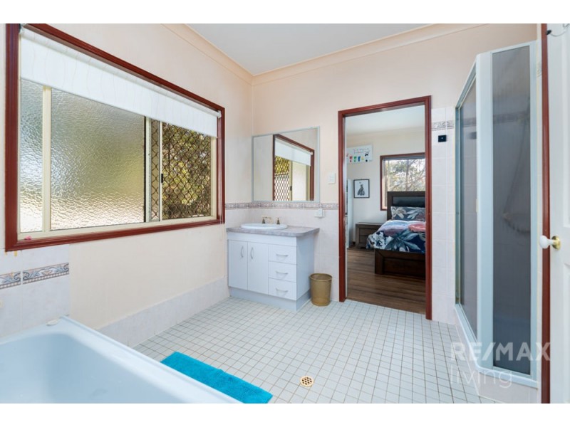 1516 D’Aguilar Highway, Bracalba QLD 4512