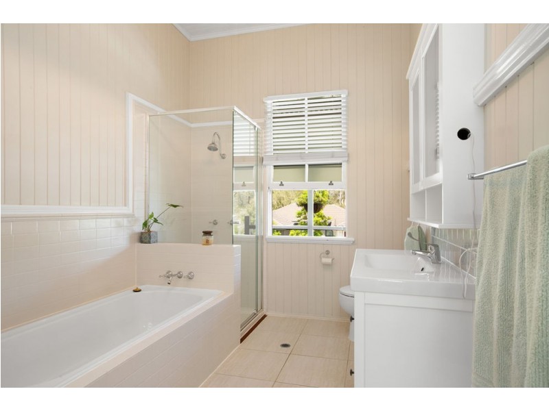 4 Gumleaf Court, Burpengary QLD 4505