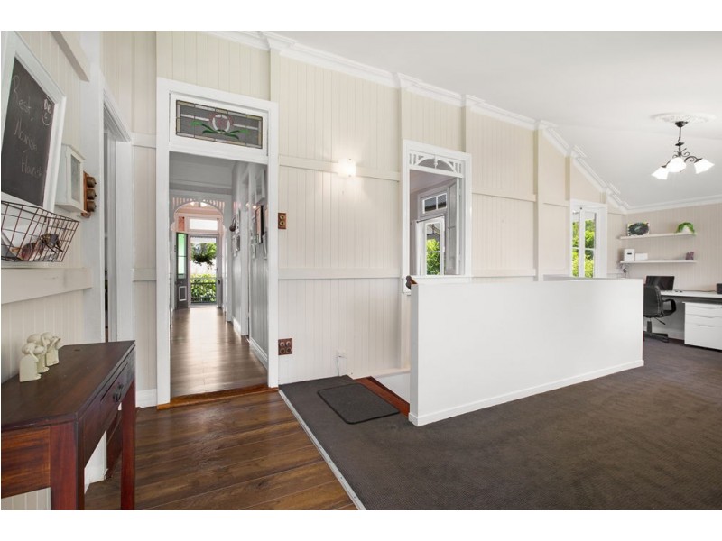 4 Gumleaf Court, Burpengary QLD 4505