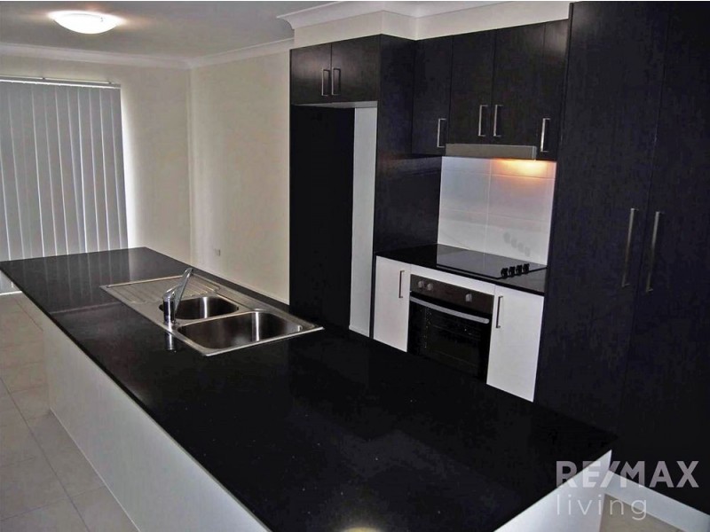 1 & 2 /10 Lagoon Road, Burpengary QLD 4505