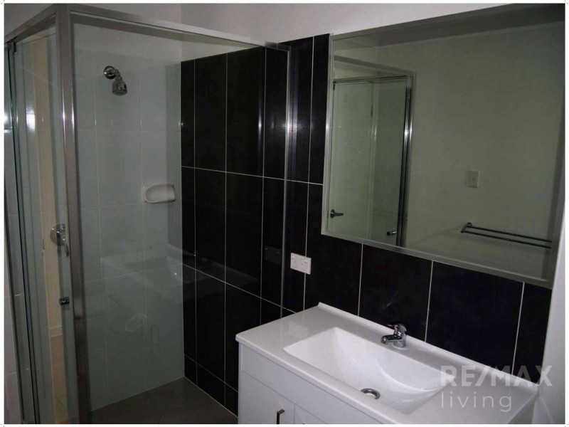 1 & 2 /10 Lagoon Road, Burpengary QLD 4505