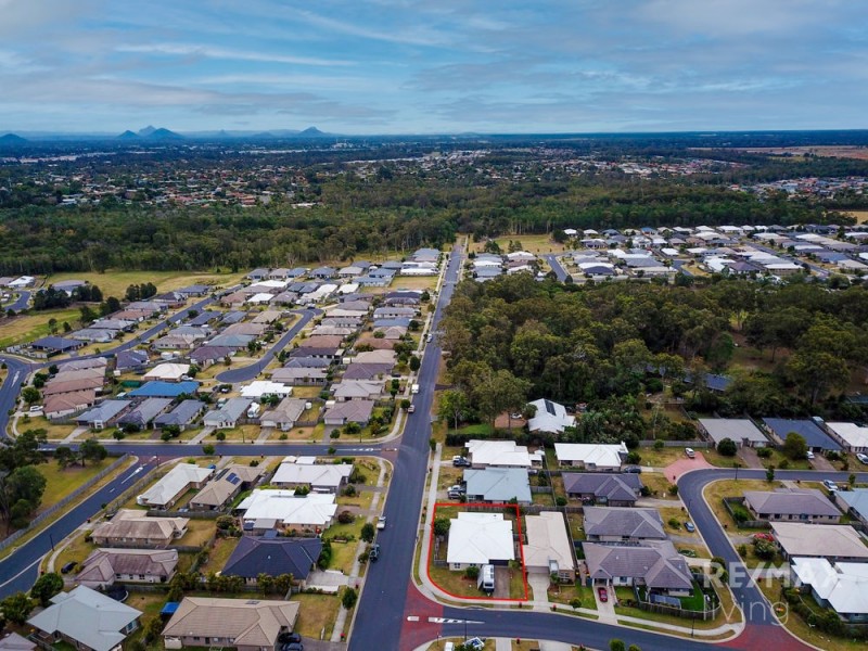 1 & 2 /10 Lagoon Road, Burpengary QLD 4505