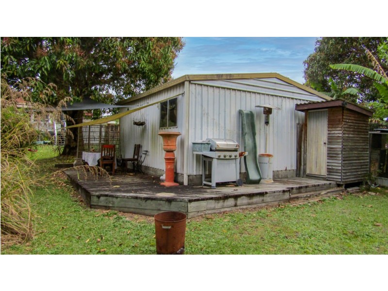 33 George Street, Woodford QLD 4514