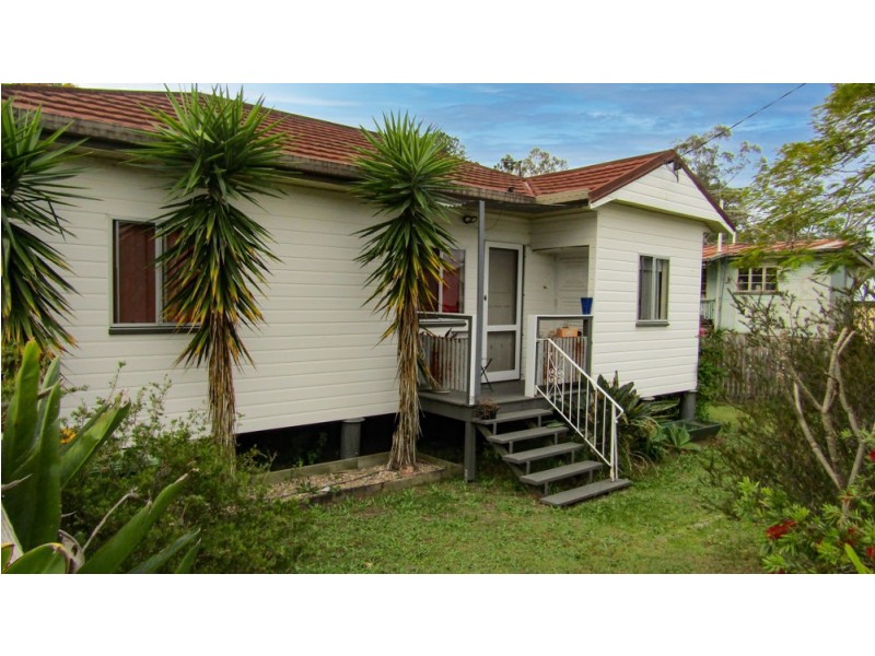 33 George Street, Woodford QLD 4514