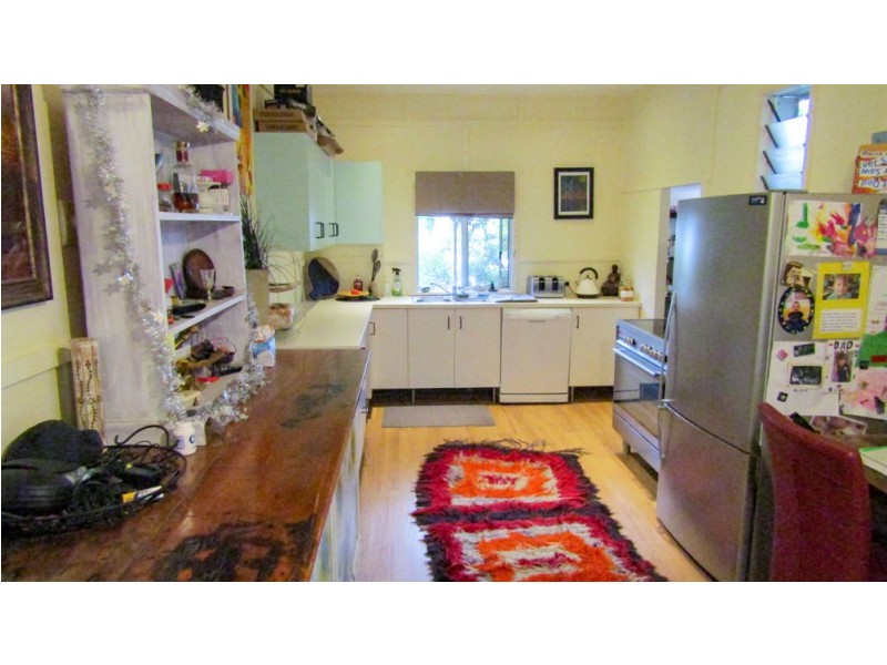 33 George Street, Woodford QLD 4514