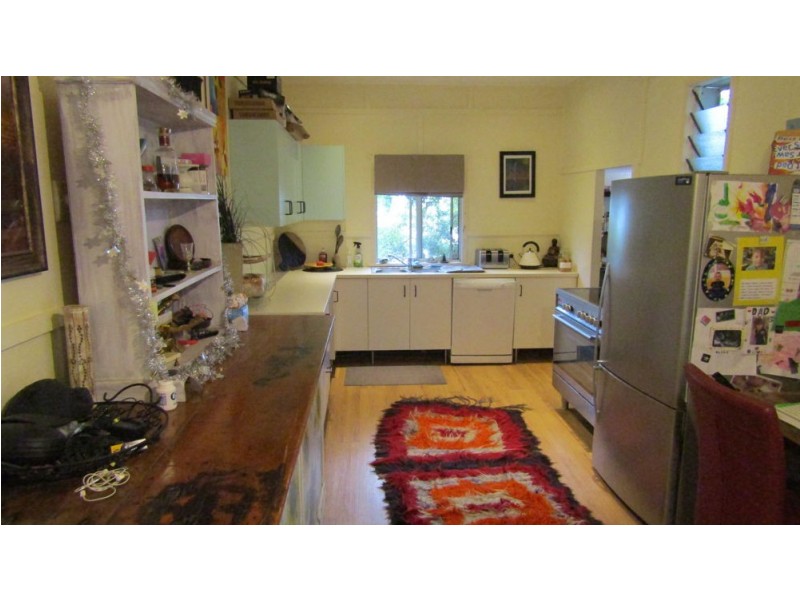 33 George Street, Woodford QLD 4514