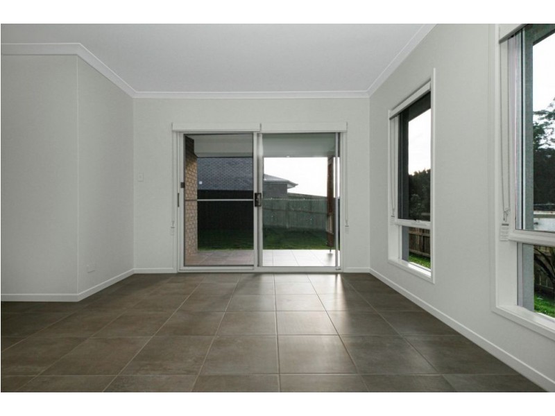 2/65 Aspire Parade, Griffin QLD 4503