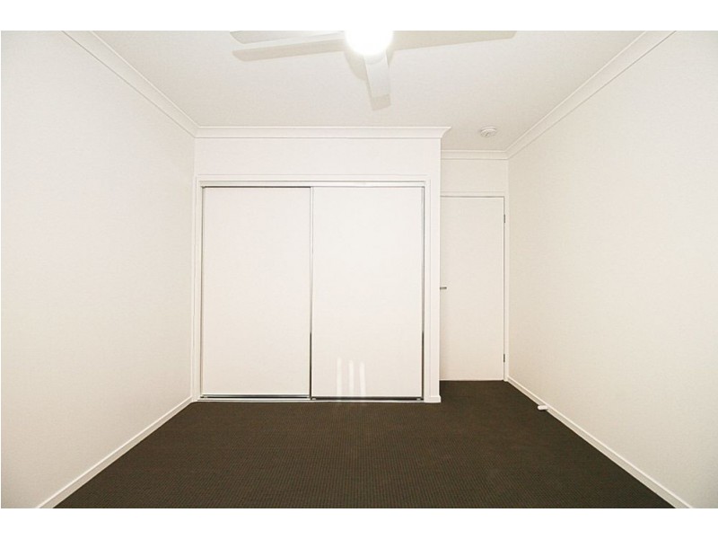 2/65 Aspire Parade, Griffin QLD 4503