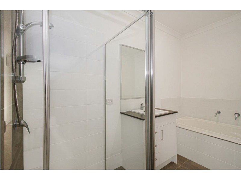 2/65 Aspire Parade, Griffin QLD 4503