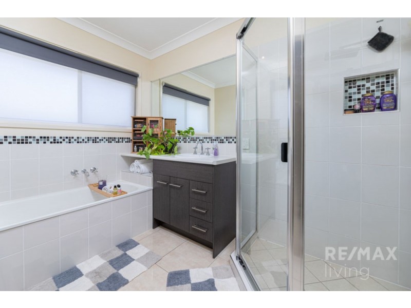 148-150 Kropp Road, Woodford QLD 4514