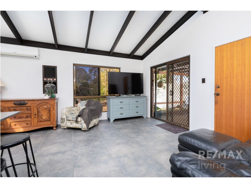 9 Stanley Drive, Villeneuve QLD 4514