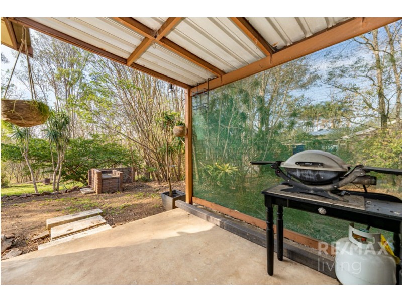 9 Stanley Drive, Villeneuve QLD 4514