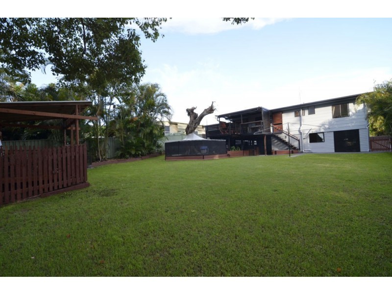 10 Hillcrest Avenue, Caboolture QLD 4510