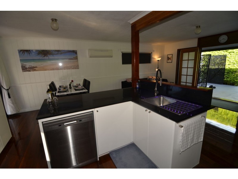 10 Hillcrest Avenue, Caboolture QLD 4510