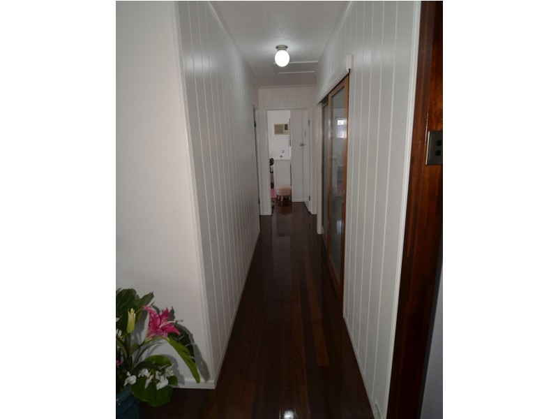 10 Hillcrest Avenue, Caboolture QLD 4510
