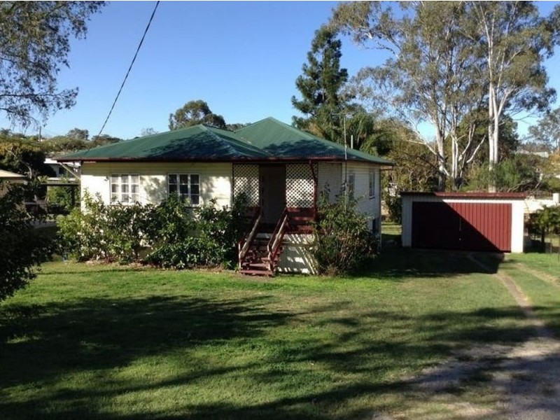18 Brown Street, Kilcoy QLD 4515