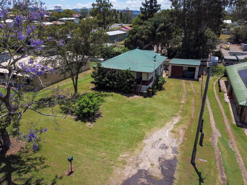 18 Brown Street, Kilcoy QLD 4515