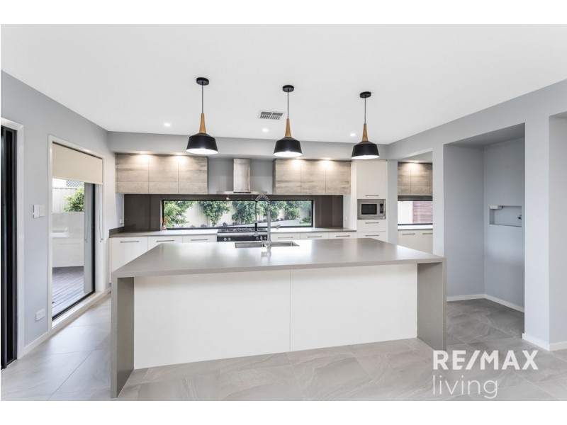 2 Eminence Avenue, Narangba QLD 4504