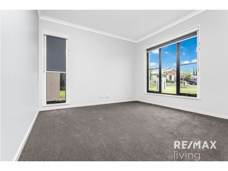 2 Eminence Avenue, Narangba QLD 4504