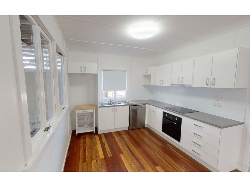 9 Winston Drive, Bongaree QLD 4507