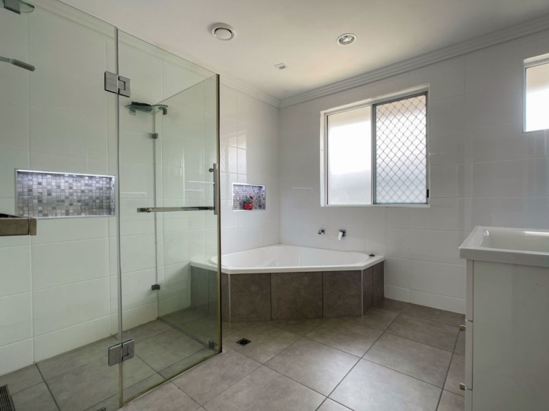 45 Henderson Rd, Burpengary QLD 4505