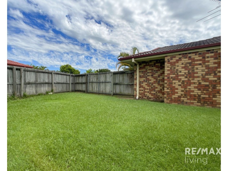 8 Woodbridge Court, Morayfield QLD 4506