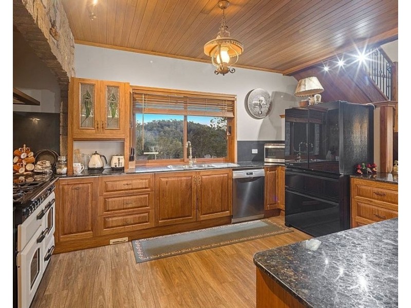 480 Cove Road, Stanmore QLD 4514